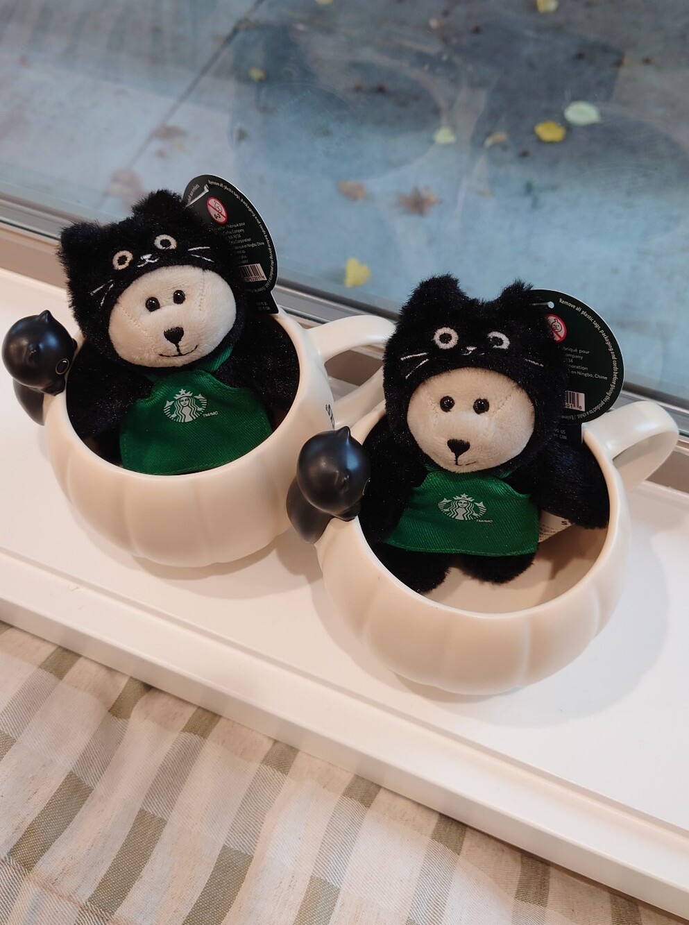 TWO sets of Starbucks Black Cat Bearista Keychain w/ Black Cat White Pumpkin Mug